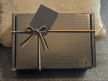 Load image into Gallery viewer, THE BATH AND BODY BOX